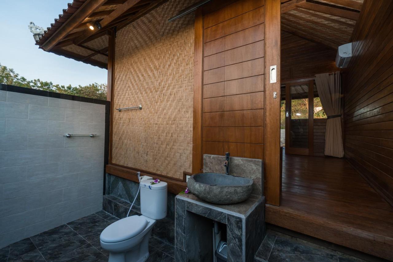 Gatri Hut Lembongan Exterior foto