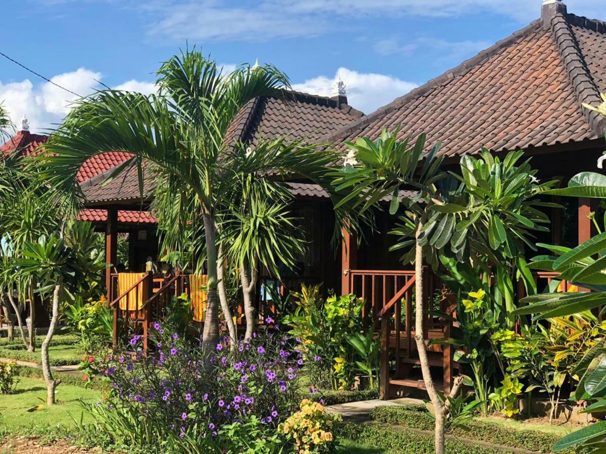 Gatri Hut Lembongan Exterior foto