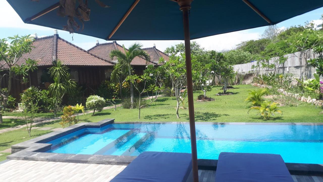 Gatri Hut Lembongan Exterior foto